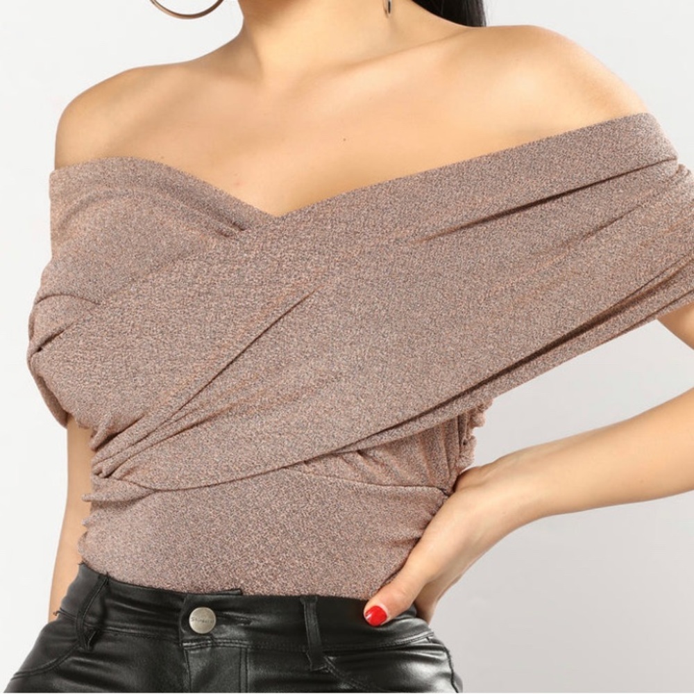 Fashion nova Bodysuit - Rose Gold size Small